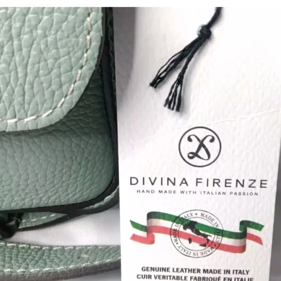 DIVINA FIRENZE Made In Italy Leather Baquette Flap Over Shoulder Crossbody Bag
